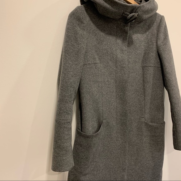 Aritzia Babaton Pearce Wool Coat with hood in grey - Picture 9 of 16